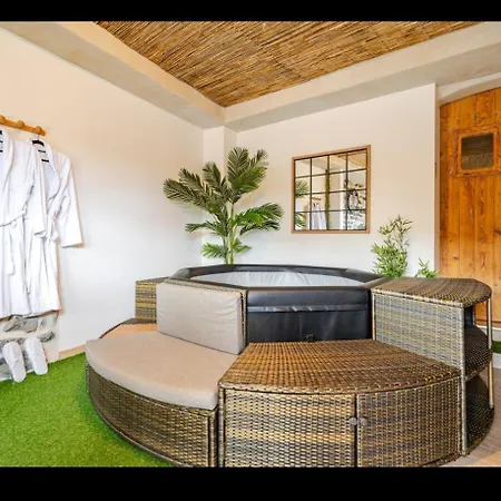 Apartament Nuit Romantique Avec Privatif *